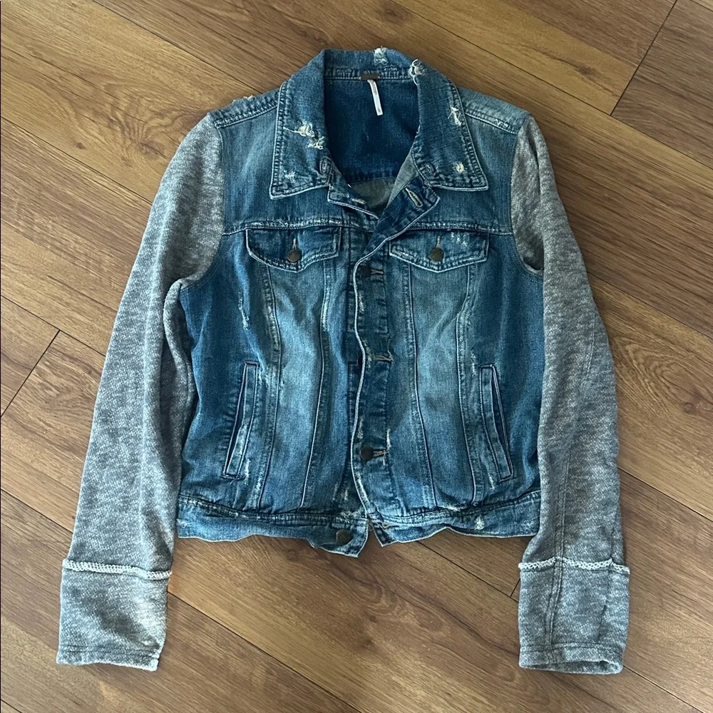 Free People Women's Denim and Gray‎ Knit Jacket - Picture 2 of 4